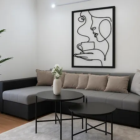 Apartment M *