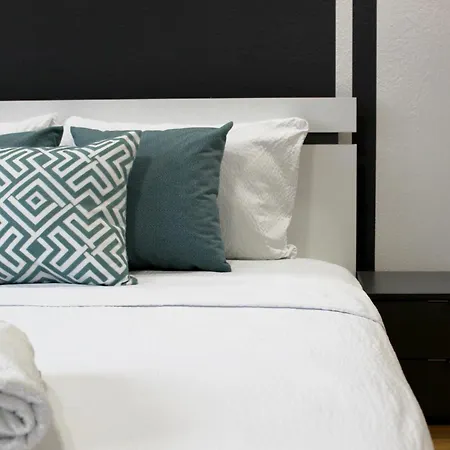 Apartment M *